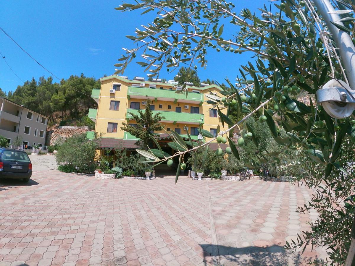 Hotel Bolonja Shëngjin 외부 사진