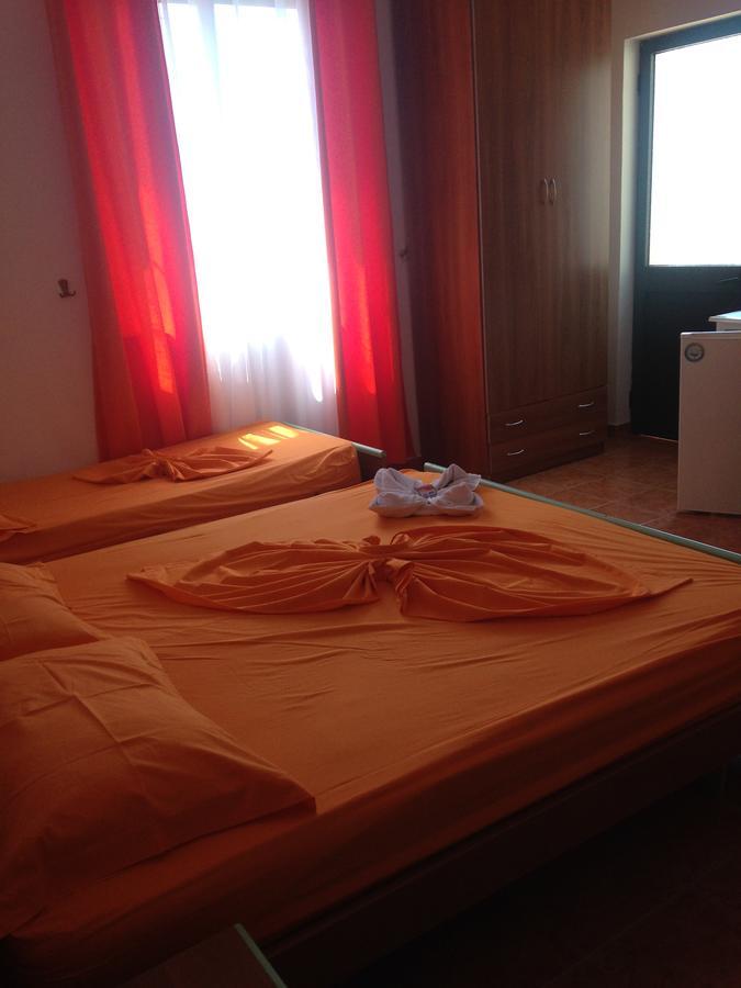 Hotel Bolonja Shëngjin 외부 사진