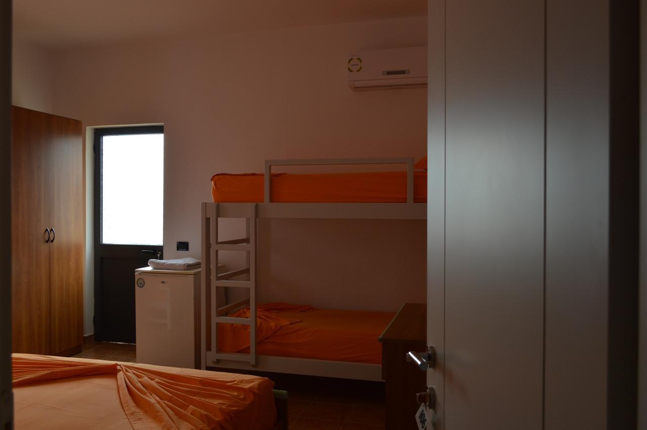 Hotel Bolonja Shëngjin 외부 사진