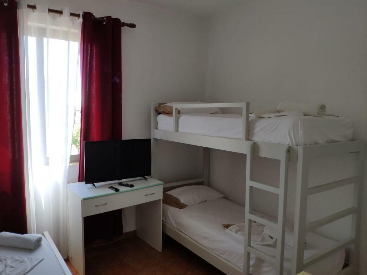 Hotel Bolonja Shëngjin 외부 사진