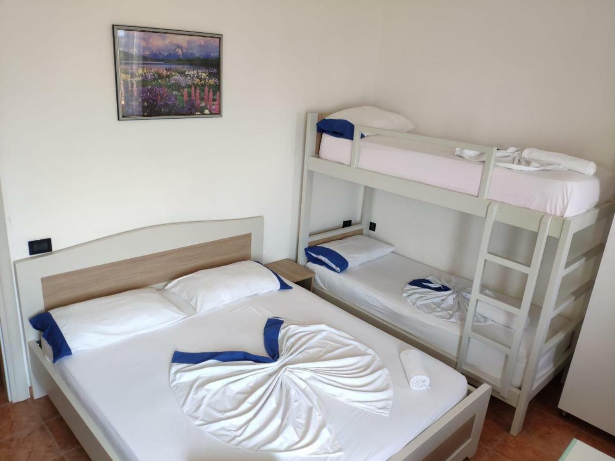 Hotel Bolonja Shëngjin 외부 사진