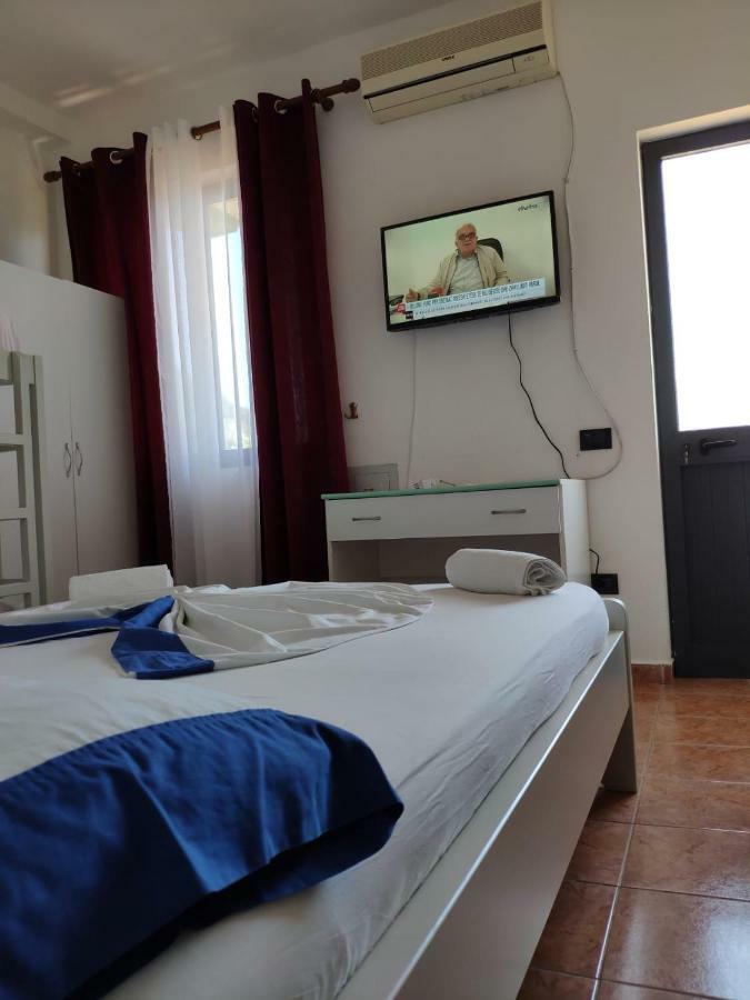 Hotel Bolonja Shëngjin 외부 사진